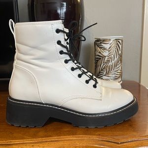 White Madden Girl boots. Size 11